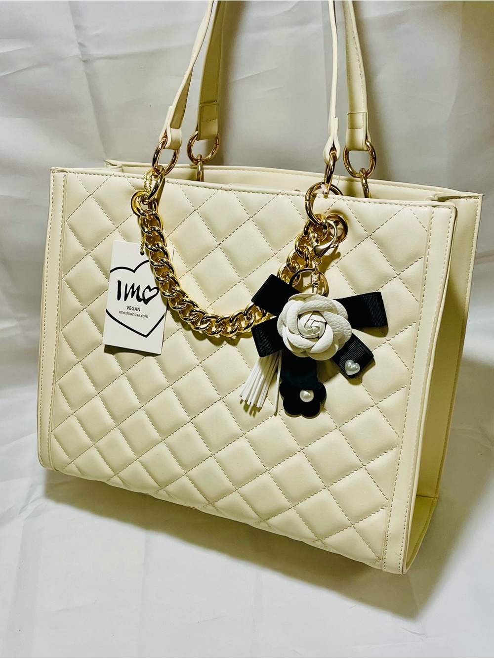 Imoshion Diamond Quilted Leather Tote Bag with Charm, NWT - Picture 2 of 16